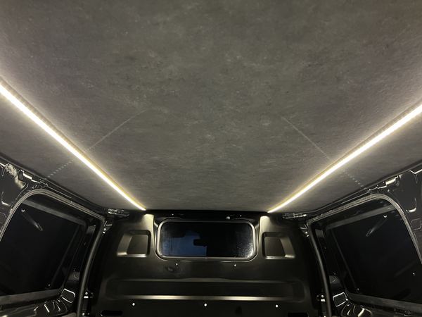 LED osvětlení stropu